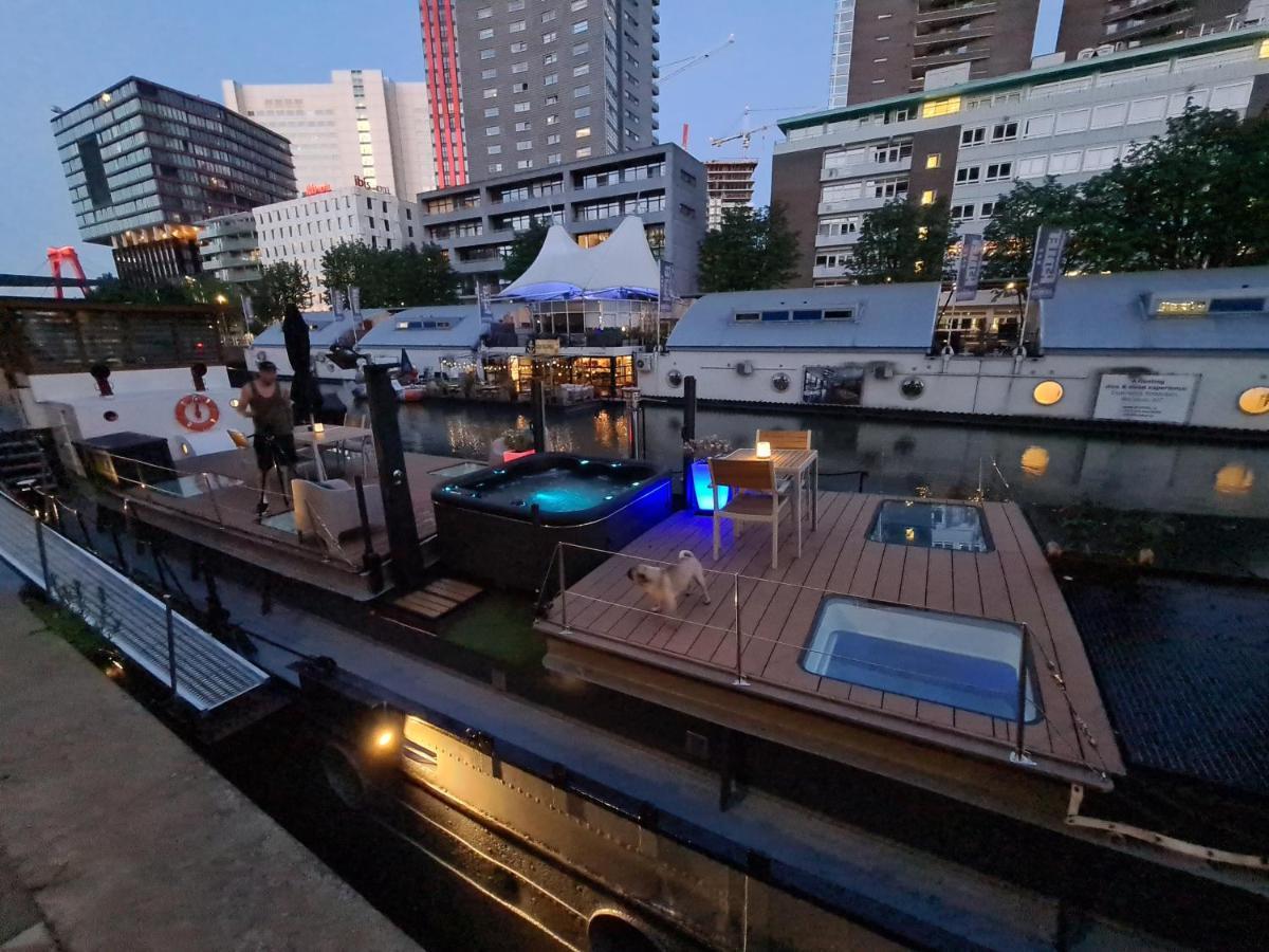 De Coaster & Aquarium Ponton Ξενοδοχείο Ρότερνταμ Εξωτερικό φωτογραφία